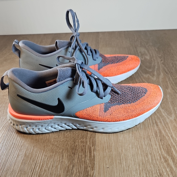 Nike Odyssey React 2 Women's 8 AH1016-004 Grey/ Orange - Picture 2 of 8